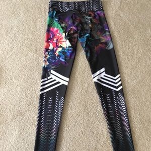 Onzie floral leggings